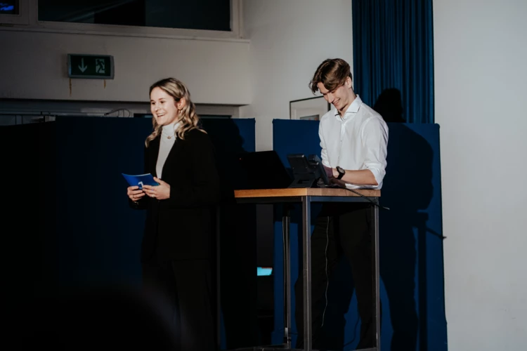  DigBizAward - Neostax Präsentation